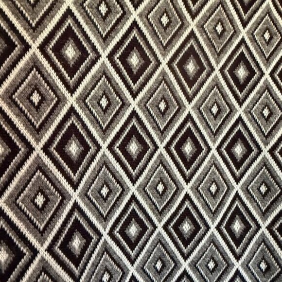 Express Tricot Gray Abstract Geometric Low Waist Mini Wrap Skirt Mod 7/8 - Picture 3 of 6